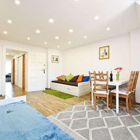Apartament Centrum Z Miejscem Parkingowym Stary Toruń Exteriör bild