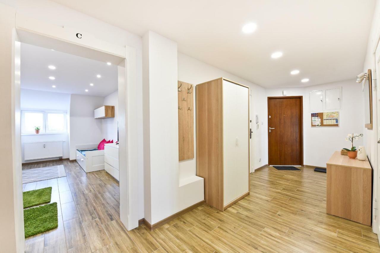 Apartament Centrum Z Miejscem Parkingowym Stary Toruń Exteriör bild