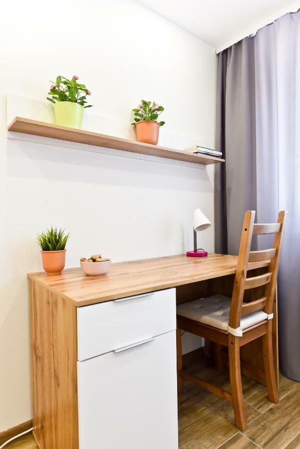 Apartament Centrum Z Miejscem Parkingowym Stary Toruń Exteriör bild