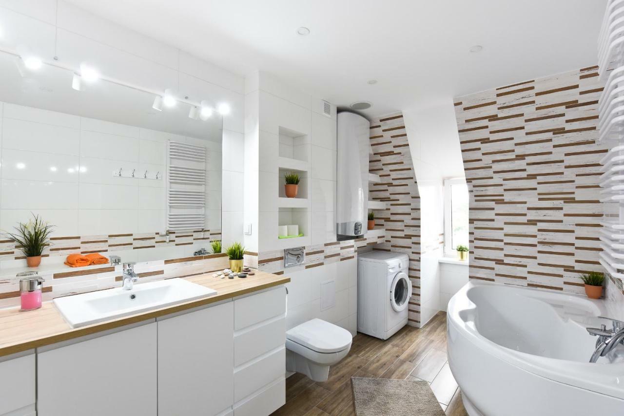 Apartament Centrum Z Miejscem Parkingowym Stary Toruń Exteriör bild