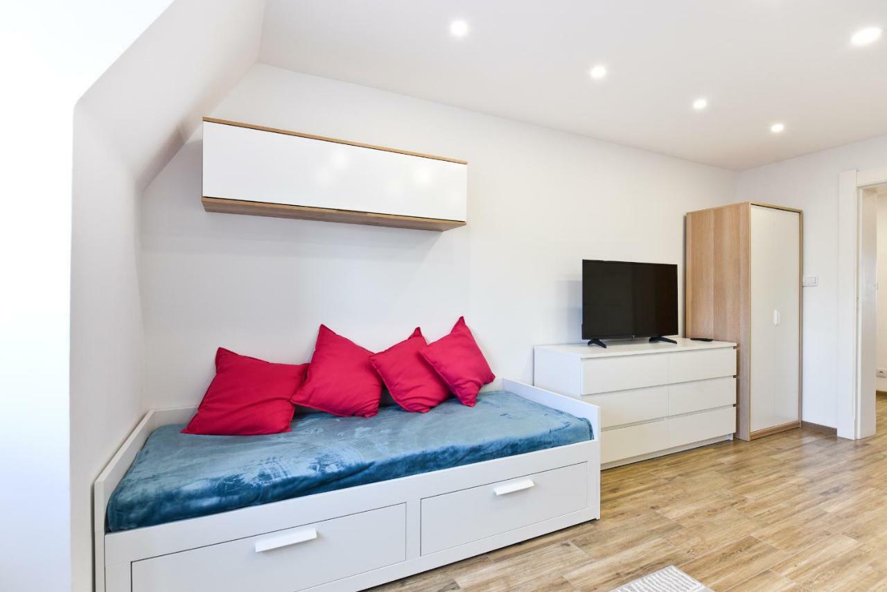 Apartament Centrum Z Miejscem Parkingowym Stary Toruń Exteriör bild