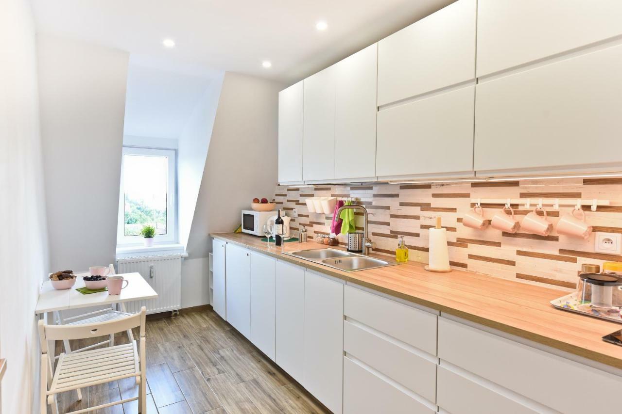 Apartament Centrum Z Miejscem Parkingowym Stary Toruń Exteriör bild