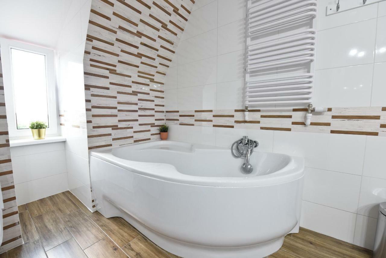 Apartament Centrum Z Miejscem Parkingowym Stary Toruń Exteriör bild